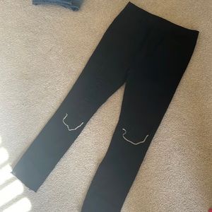 Shein black skinny jeans ! Super cute 🥰